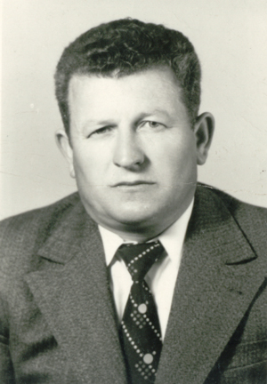 Ivan Rađa - with "feast jacket and tie"