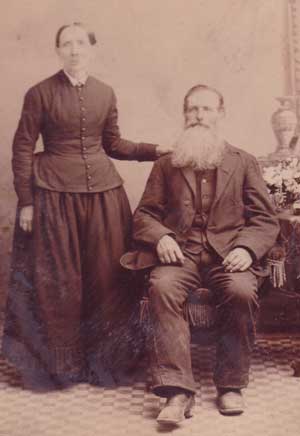 Rosalia and Agusta Dinstel - ca 1900