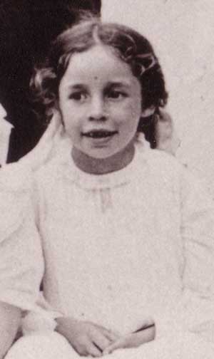 Josephine Tracy - 1911